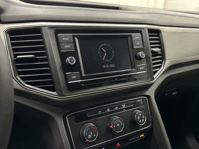 2018 Volkswagen Atlas photo 22 of 32