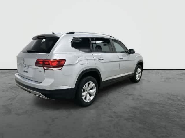 2018 Volkswagen Atlas photo 3 of 32