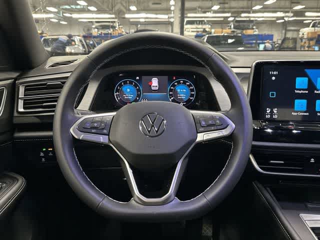 2024 Volkswagen Atlas Cross Sport 2.0T SE Silver Mist Metallic at Westside Kia
