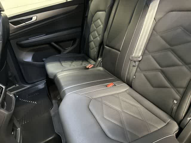 2024 Volkswagen Atlas Cross Sport 2.0T SE Silver Mist Metallic at Westside Kia