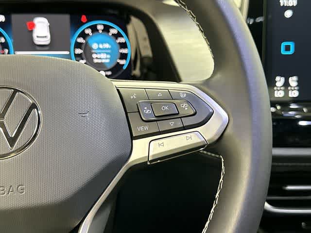 2024 Volkswagen Atlas Cross Sport 2.0T SE Silver Mist Metallic at Westside Kia