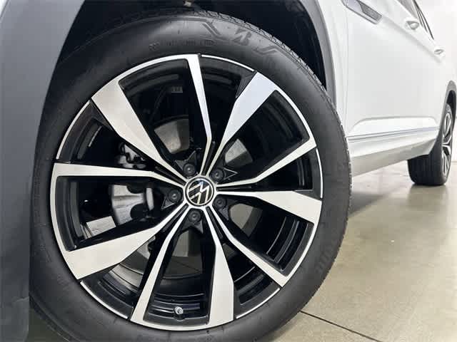 2025 Volkswagen Atlas 2.0T SEL Premium R-Line Opal White Pearl at Mercedes-Benz of Houston North