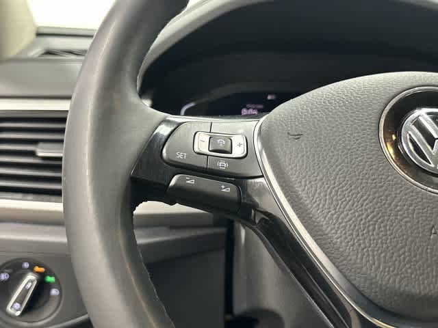 2019 Volkswagen Atlas photo 17 of 32