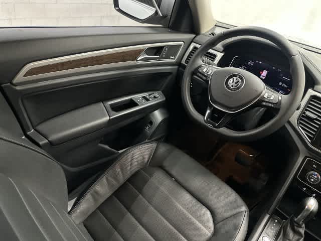 2019 Volkswagen Atlas photo 12 of 32