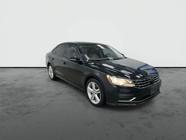 2019 Volkswagen Passat photo 6 of 32