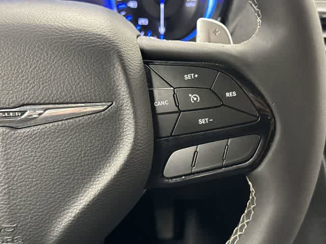 2023 Chrysler 300 300S Silver Mist Clearcoat at AutoNation Ford Gulf Fwy