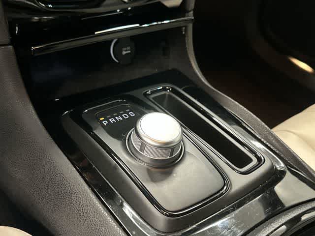 2018 Chrysler 300 300S Granite Crystal Metallic Clearcoat at HGreg Houston