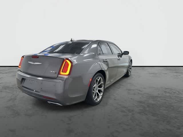 2018 Chrysler 300 300S Granite Crystal Metallic Clearcoat at HGreg Houston
