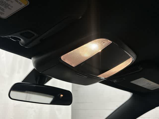 2023 Dodge Charger SXT Torred Clearcoat at Davis Chevrolet