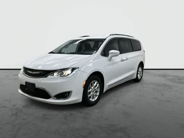 2020 Chrysler Pacifica photo 7 of 32