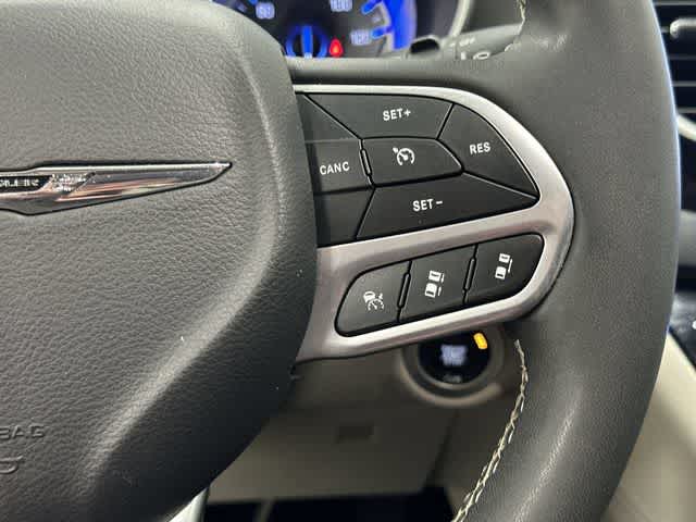 2024 Chrysler Pacifica Touring L Diamond Black Crystal Pearlcoat at Beck & Masten Kia