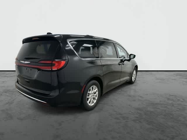 2024 Chrysler Pacifica Touring L Diamond Black Crystal Pearlcoat at Beck & Masten Kia