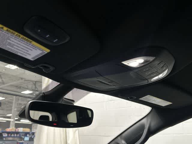 2025 Chrysler Pacifica Select Bright White Clearcoat at Team Honda