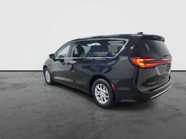 2026 Chrysler Pacifica Select Diamond Black Crystal Pearlcoat at Honda of Clear Lake