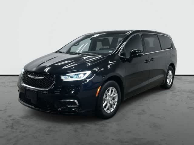 2026 Chrysler Pacifica Select Diamond Black Crystal Pearlcoat at Honda of Clear Lake