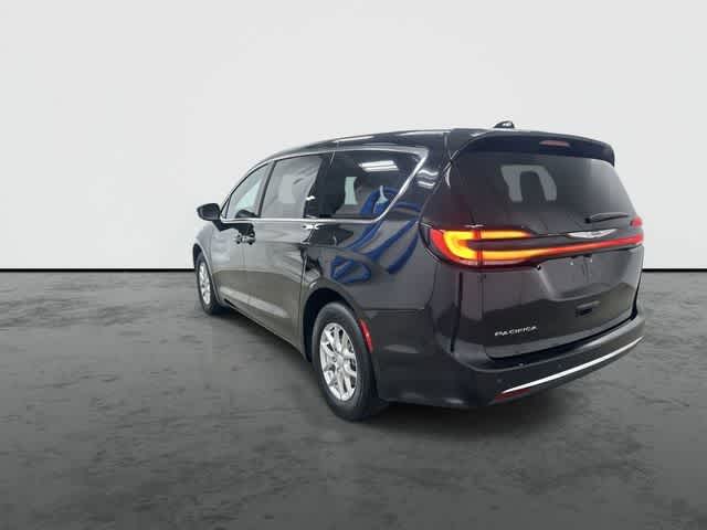 2026 Chrysler Pacifica Select Diamond Black Crystal Pearlcoat at Honda of Clear Lake