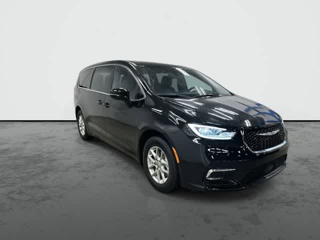 2025 Chrysler Pacifica Select Diamond Black Crystal Pearlcoat at Lexus Southwest Houston