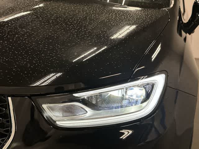 2025 Chrysler Pacifica Select Diamond Black Crystal Pearlcoat at Lexus Southwest Houston