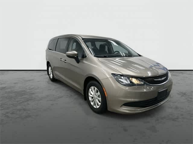 2018 Chrysler Pacifica LX Molten Silver at AutoNation USA Houston