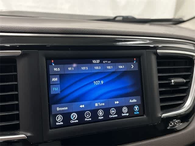 2018 Chrysler Pacifica LX Molten Silver at AutoNation USA Houston