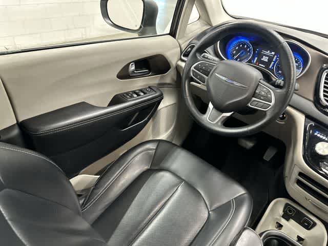 2020 Chrysler Voyager LXI Granite Crystal Metallic Clearcoat at HGreg Houston