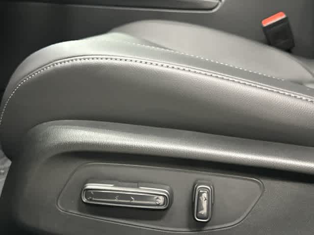 2026 Honda Civic Hybrid photo 27 of 33