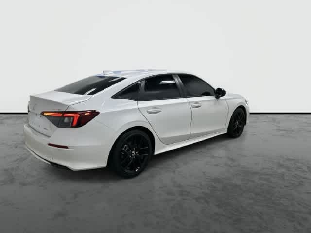2025 Honda Civic Hybrid photo 4 of 32