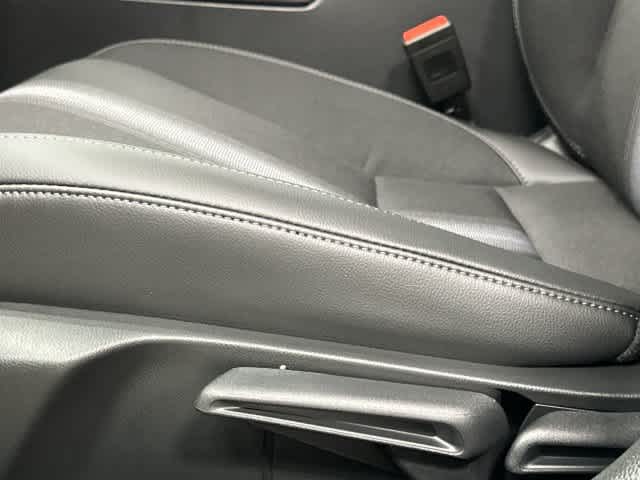 2026 Honda Civic Hybrid photo 26 of 32