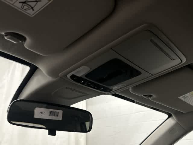 2027 Honda CR-V photo 20 of 31