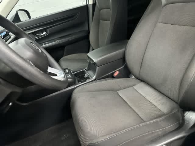 2025 Honda CR-V photo 10 of 31