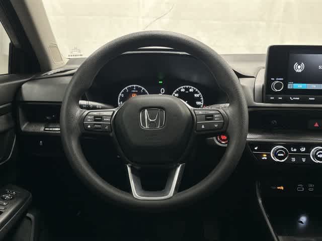 2025 Honda CR-V photo 15 of 31