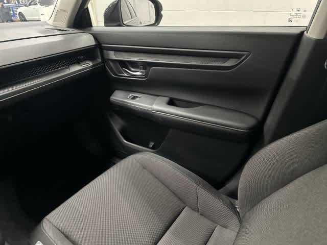 2025 Honda CR-V photo 13 of 32