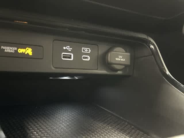 2025 Honda CR-V photo 25 of 32