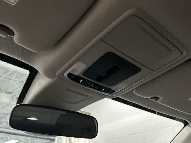 2025 Honda CR-V photo 21 of 32