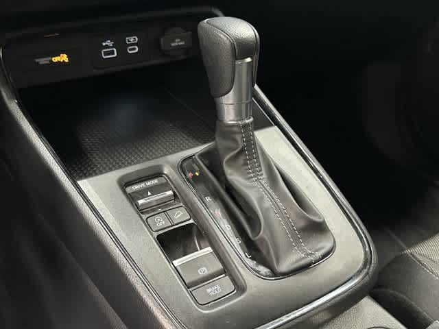 2025 Honda CR-V photo 24 of 32