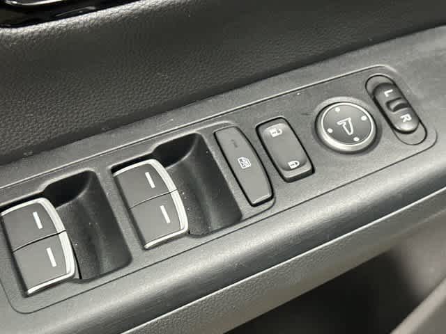 2024 Honda CR-V photo 19 of 31
