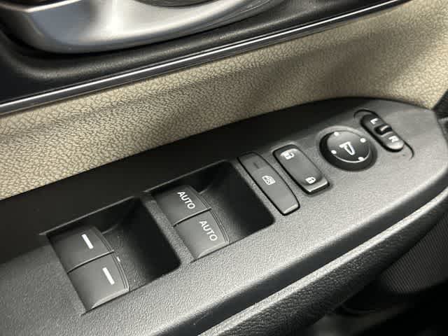 2017 Honda CR-V EX Crystal Black Pearl at Beck & Masten Kia
