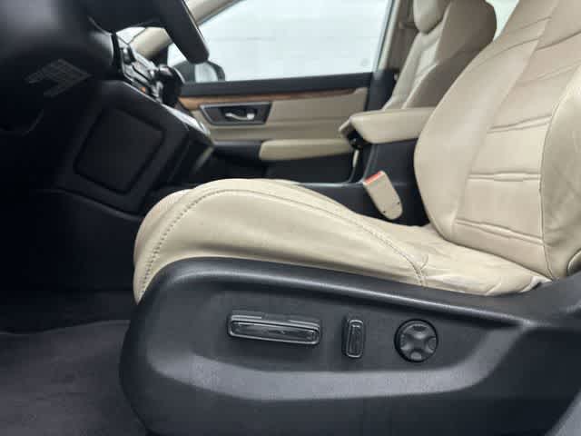 2018 Honda CR-V Touring White Diamond Pearl at Westside Kia