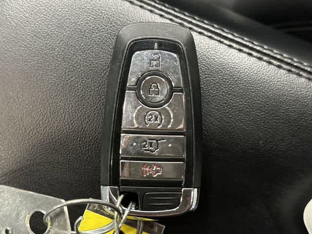 2022 Lincoln Nautilus Standard Asher Gray Metallic Clearcoat at AutoNation Ford Gulf Fwy