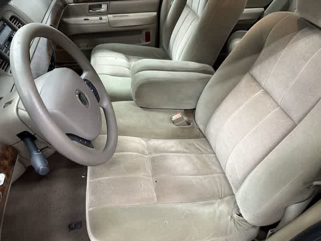 2005 Mercury Grand Marquis GS - 9