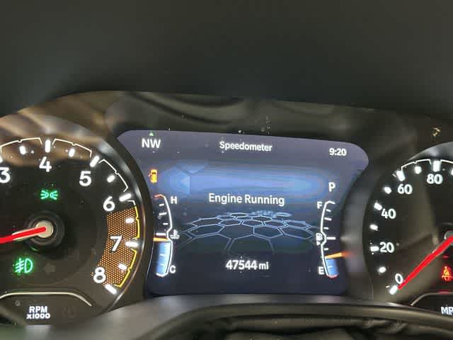 2024 Jeep Compass Latitude Sting-Gray Clearcoat at Davis Chevrolet