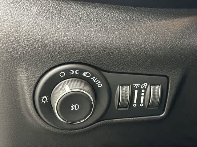 2025 Jeep Compass Limited Bright White Clearcoat at AutoNation Chrysler Jeep Dodge Ram Spring