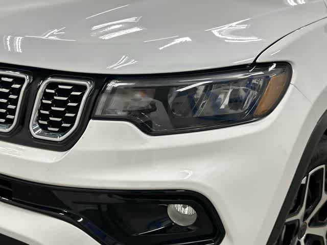 2025 Jeep Compass Limited Bright White Clearcoat at AutoNation Chrysler Jeep Dodge Ram Spring