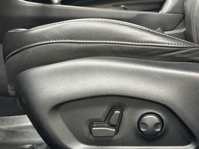 2023 Jeep Compass photo 26 of 32