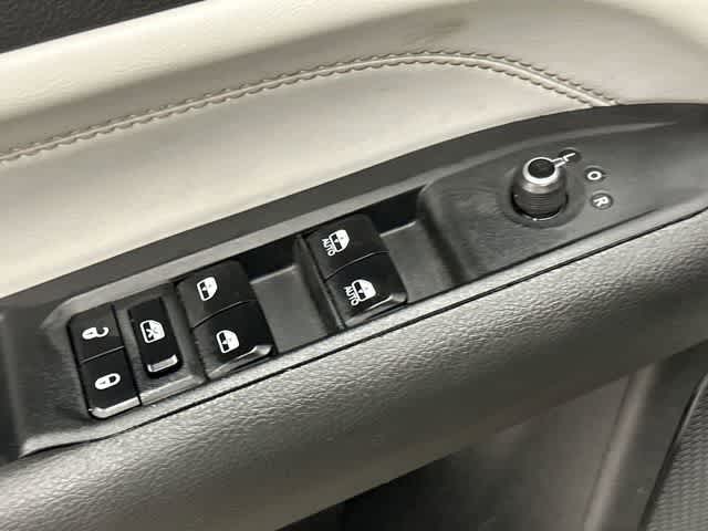 2025 Jeep Compass Limited Bright White Clearcoat at Mercedes-Benz of Houston North