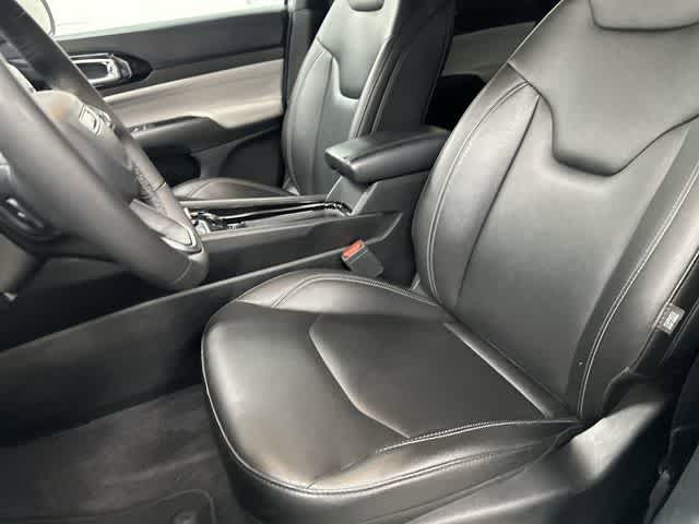 2025 Jeep Compass Limited Bright White Clearcoat at Mercedes-Benz of Houston North