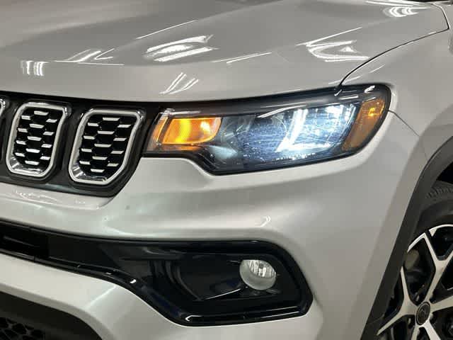 2025 Jeep Compass Limited Silver Zynith Metallic Clearcoat at AutoNation Chrysler Jeep Dodge Ram Spring