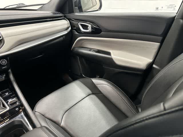 2025 Jeep Compass Limited Silver Zynith Metallic Clearcoat at AutoNation Chrysler Jeep Dodge Ram Spring