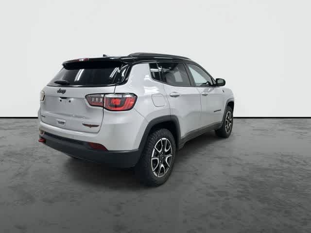 2025 Jeep Compass Trailhawk - 2