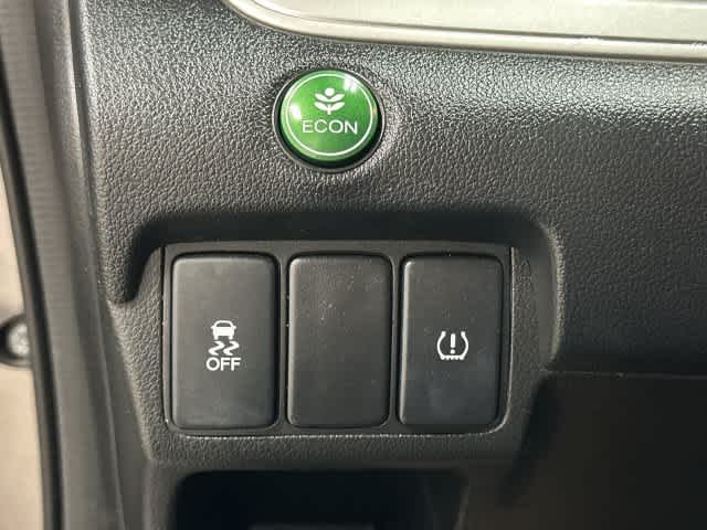 2016 Honda CR-V photo 19 of 32